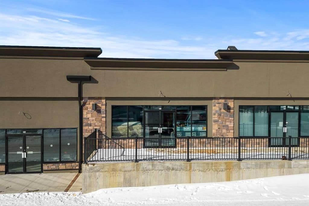 102 5703 48 Avenue Camrose