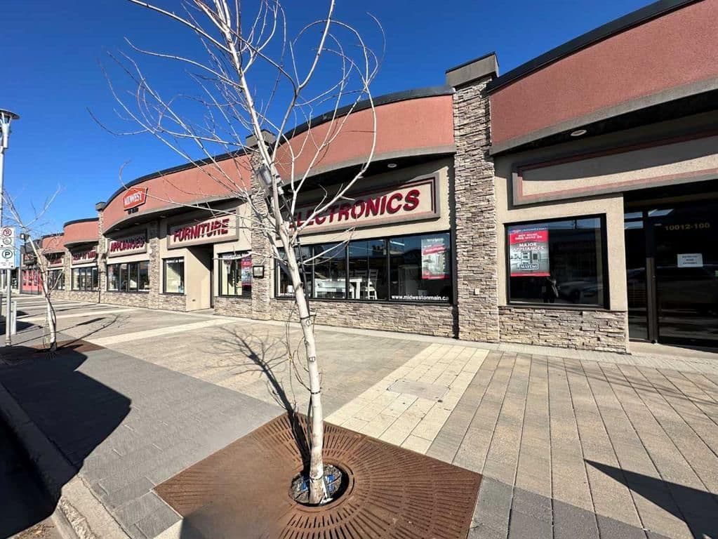 10012 100 Avenue Grande Prairie