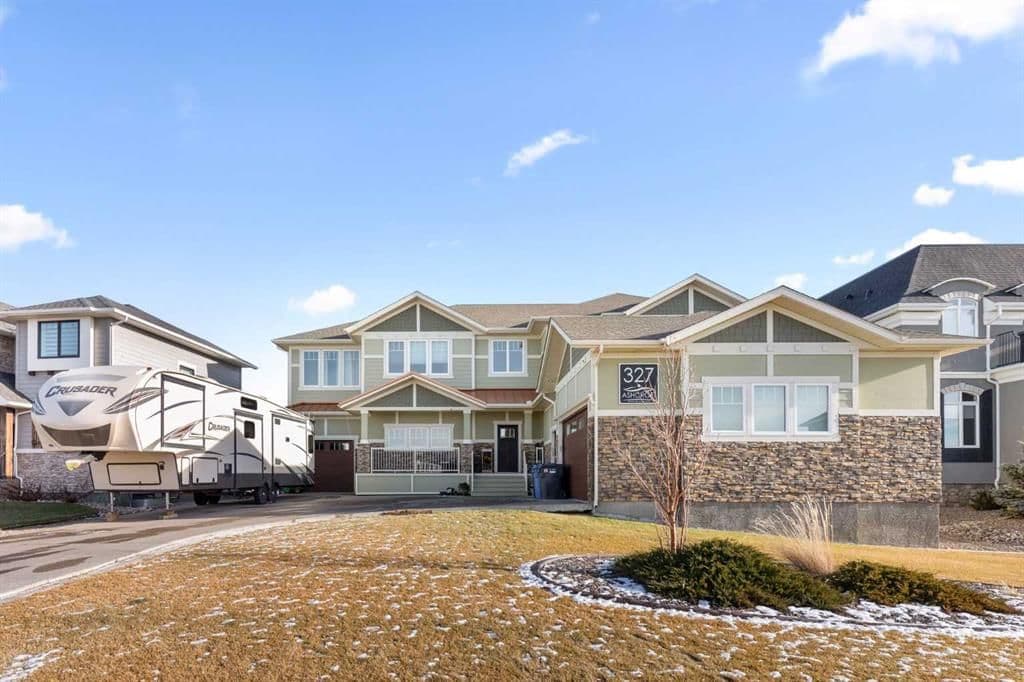 327 Prairie Garden Way S Lethbridge