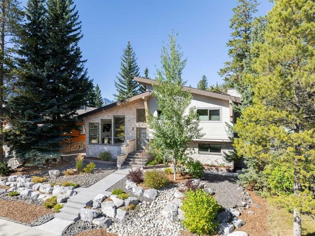 Sold property in Lions Park