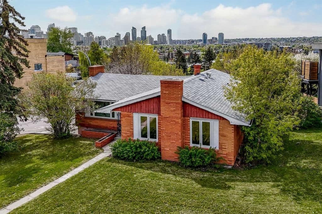 Sold property in Hounsfield Heights/Briar Hill