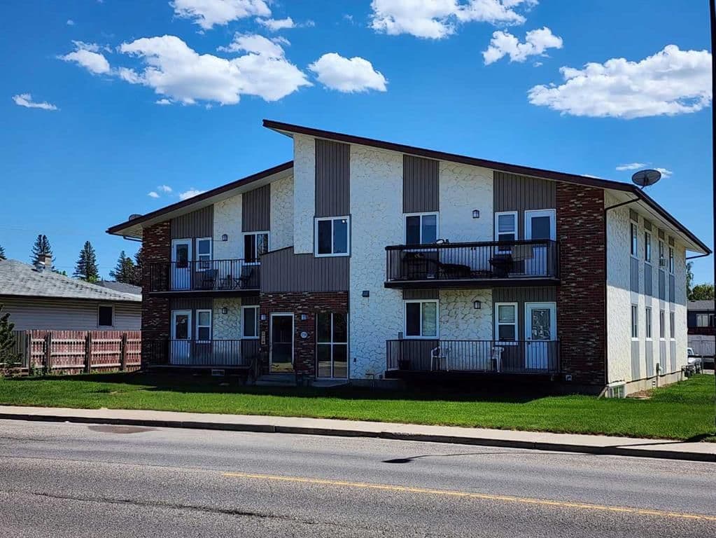 7 1739 St Edward Boulevard N Lethbridge