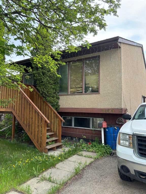 9909 71A Avenue Grande Prairie