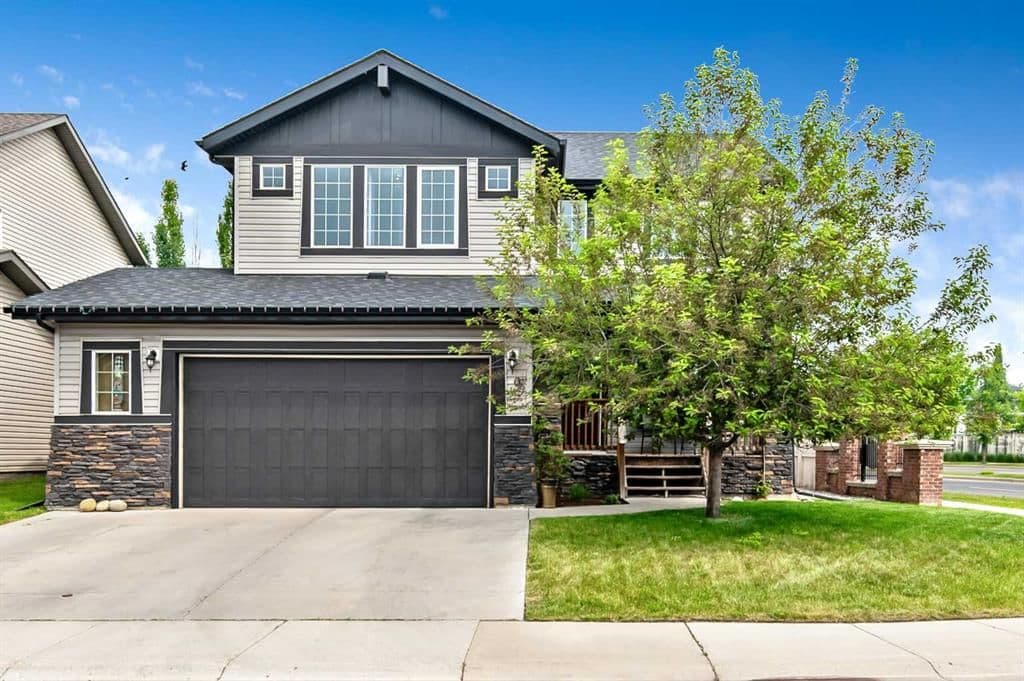 Sold property in Drake Landing