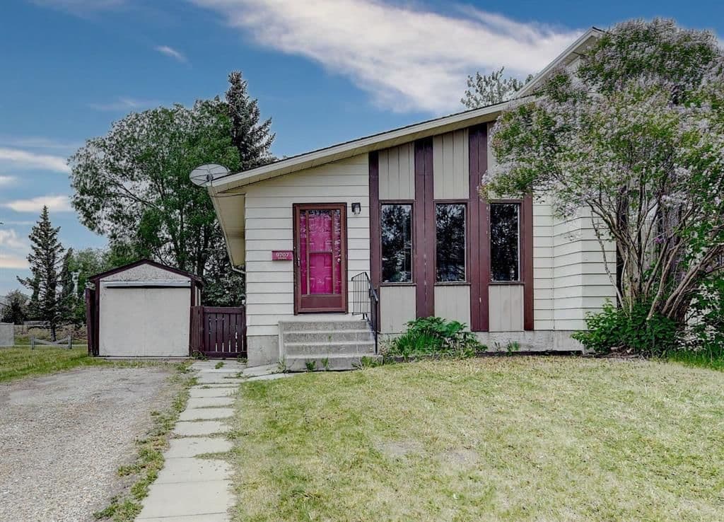 9707 69 Avenue Grande Prairie