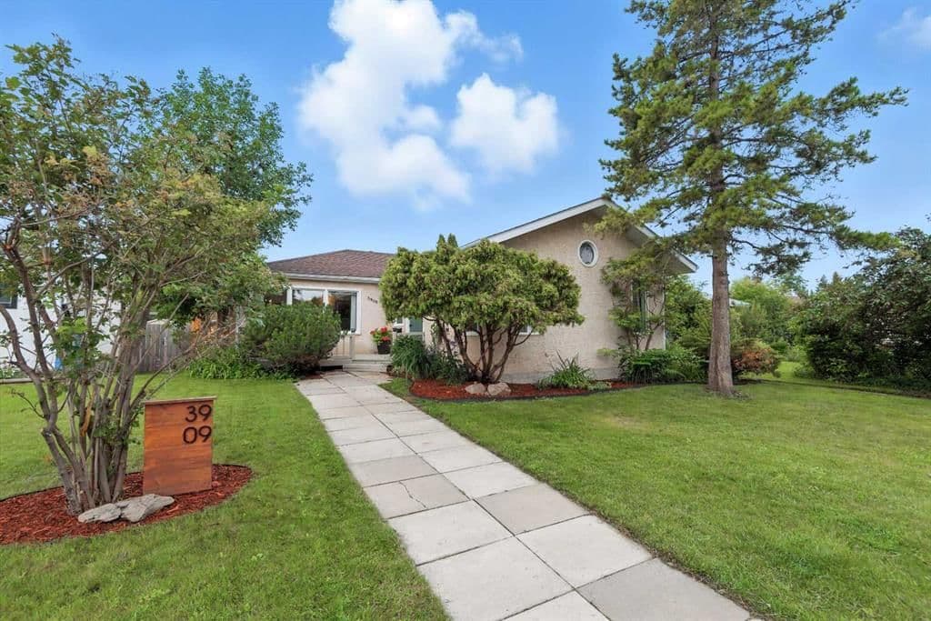 Sold property in Michener Hill