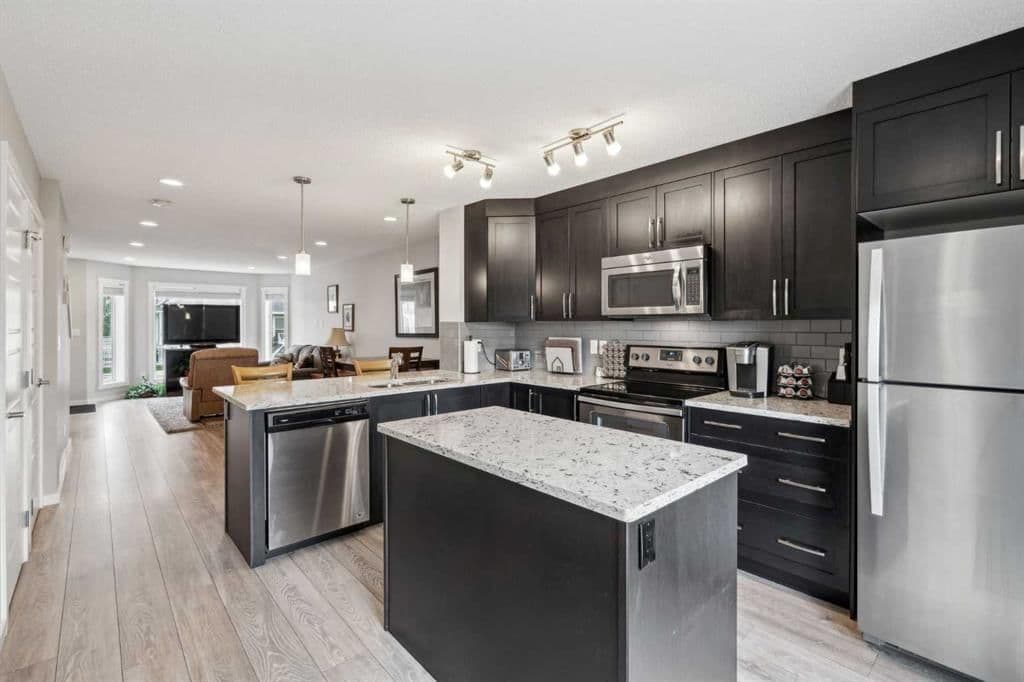 Sold property in Ravenswood