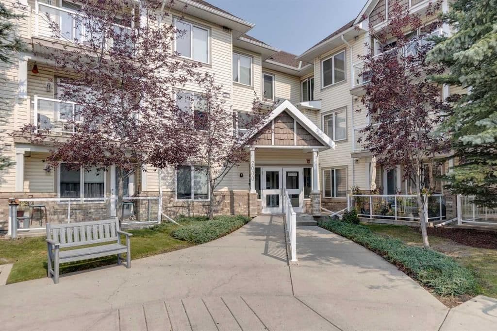 Sold property in Whitehorn