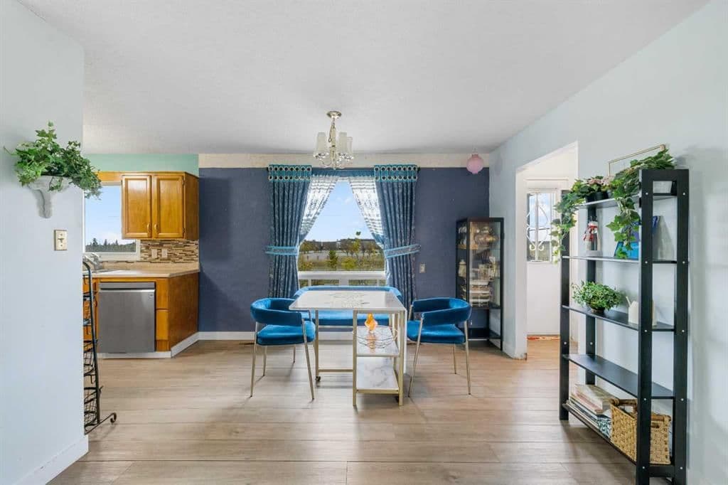 Sold property in Whitehorn