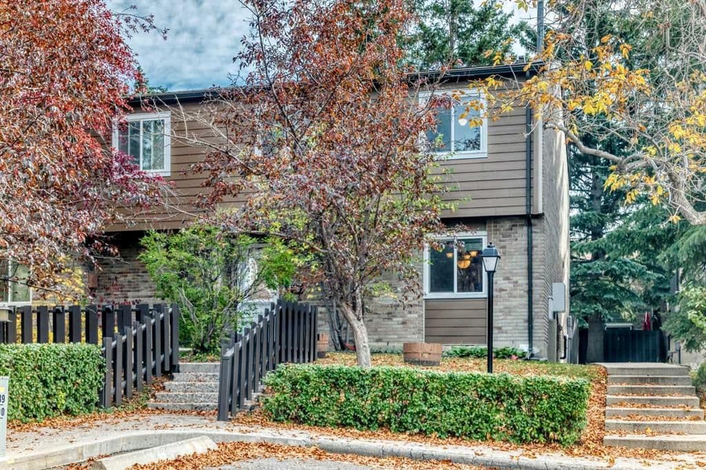 Sold property in Acadia