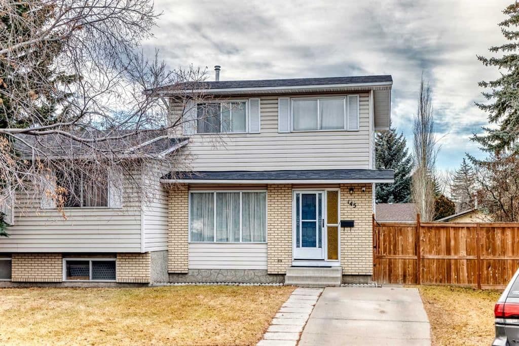 Sold property in Whitehorn