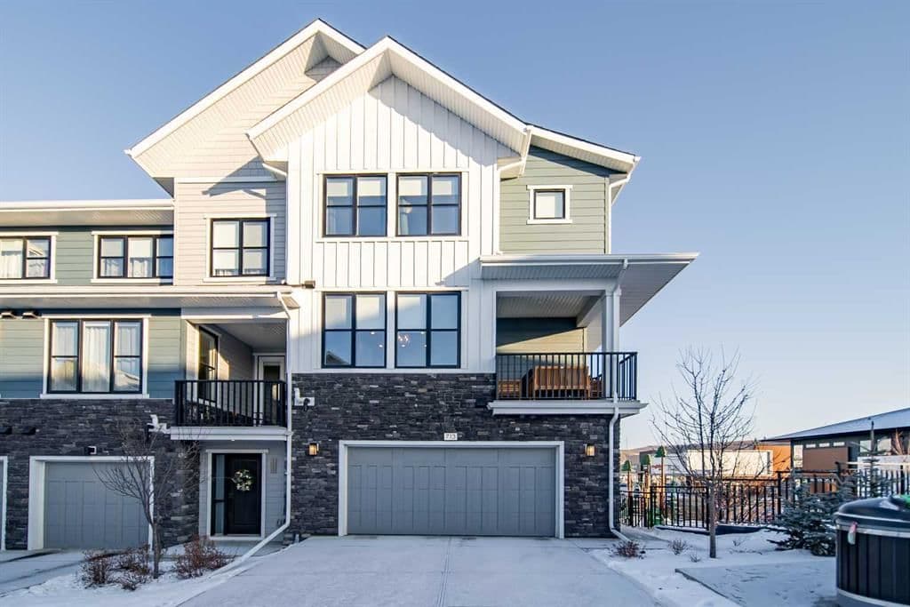 Sold property in Crestmont