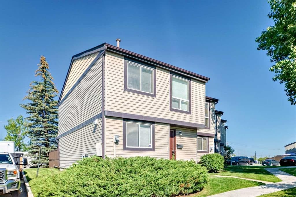 Sold property in Rundle