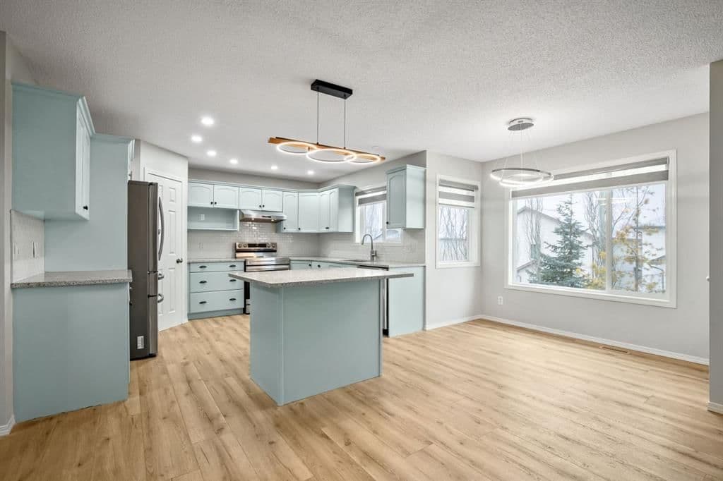 Sold property in The Cove