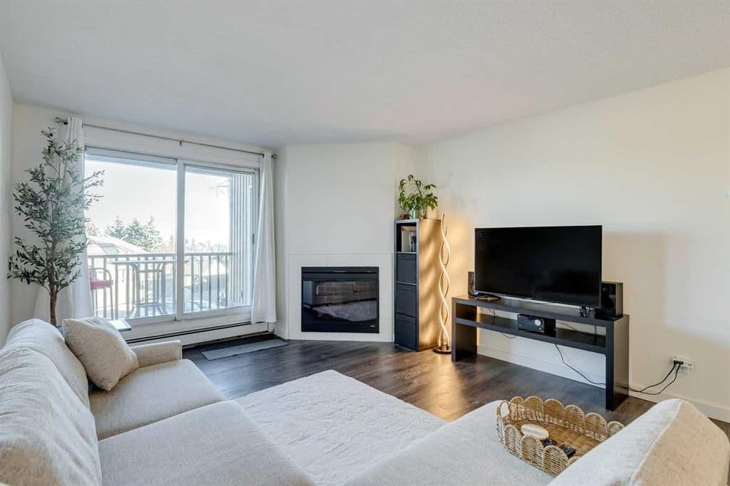 Sold property in Coach Hill