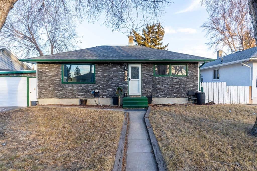 Sold property in Northwest Crescent Heights