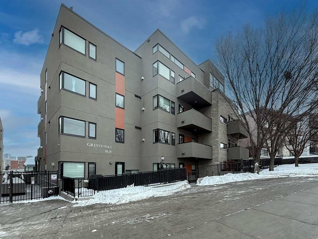 Sold property in Lower Mount Royal