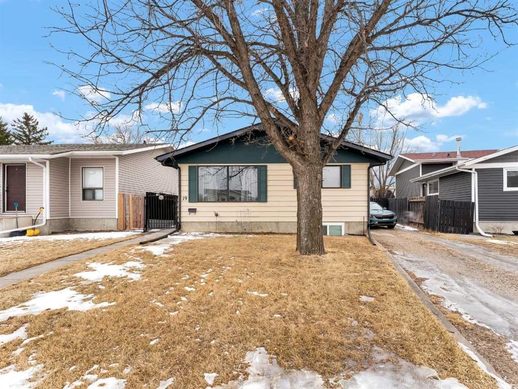 Sold property in Ross Glen