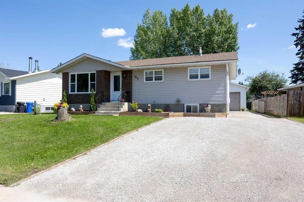 Sold property in Thickwood