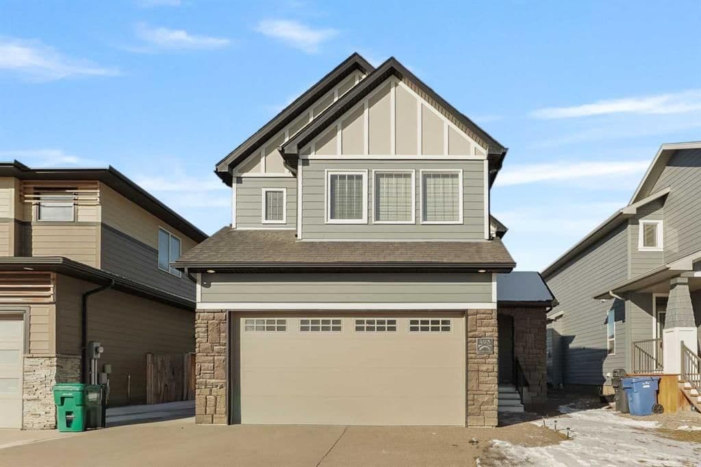 Sold property in The Crossings