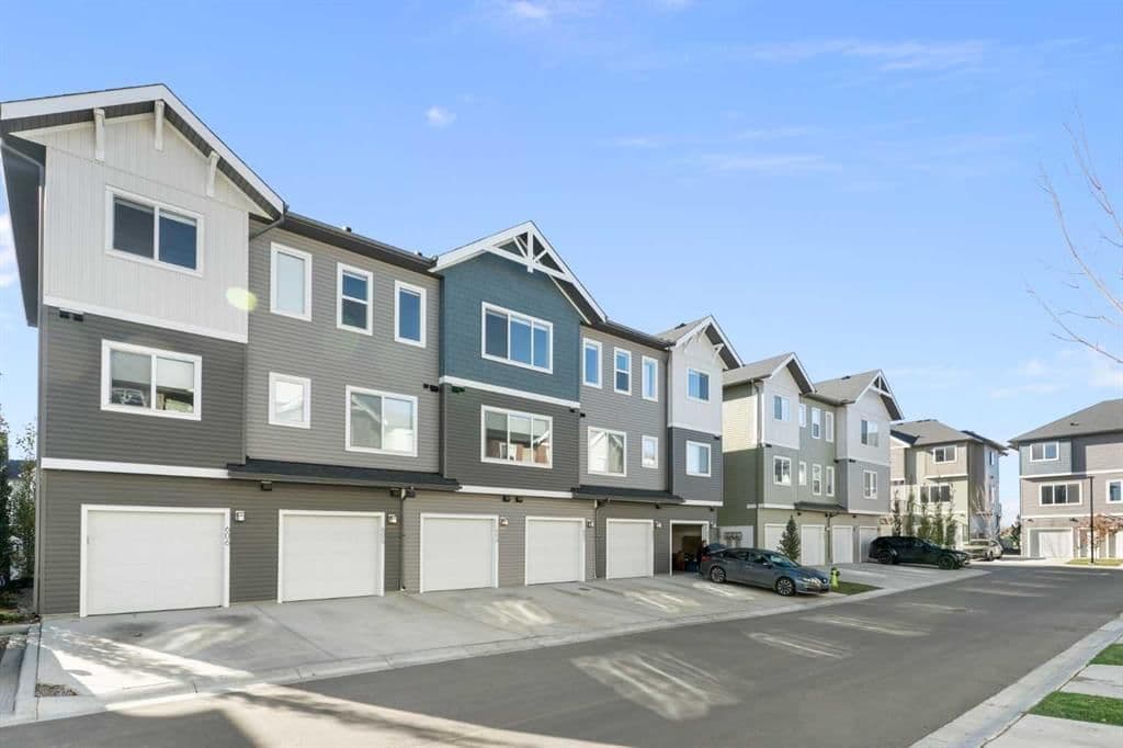 Sold property in Rivercrest