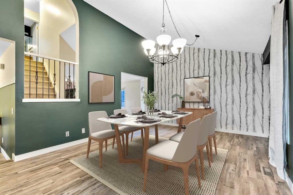 Sold property in MacEwan Glen