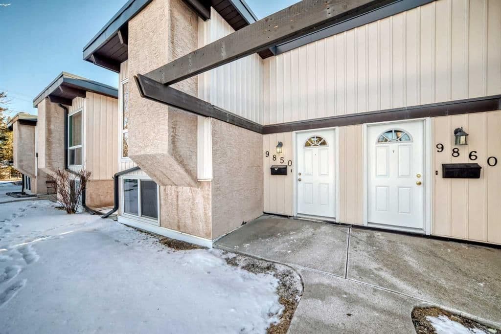 Sold property in Oakridge