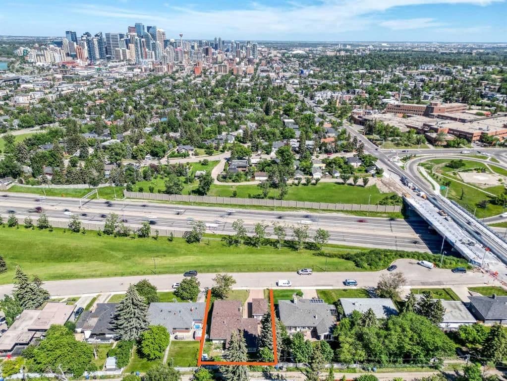 Sold property in Scarboro/Sunalta West