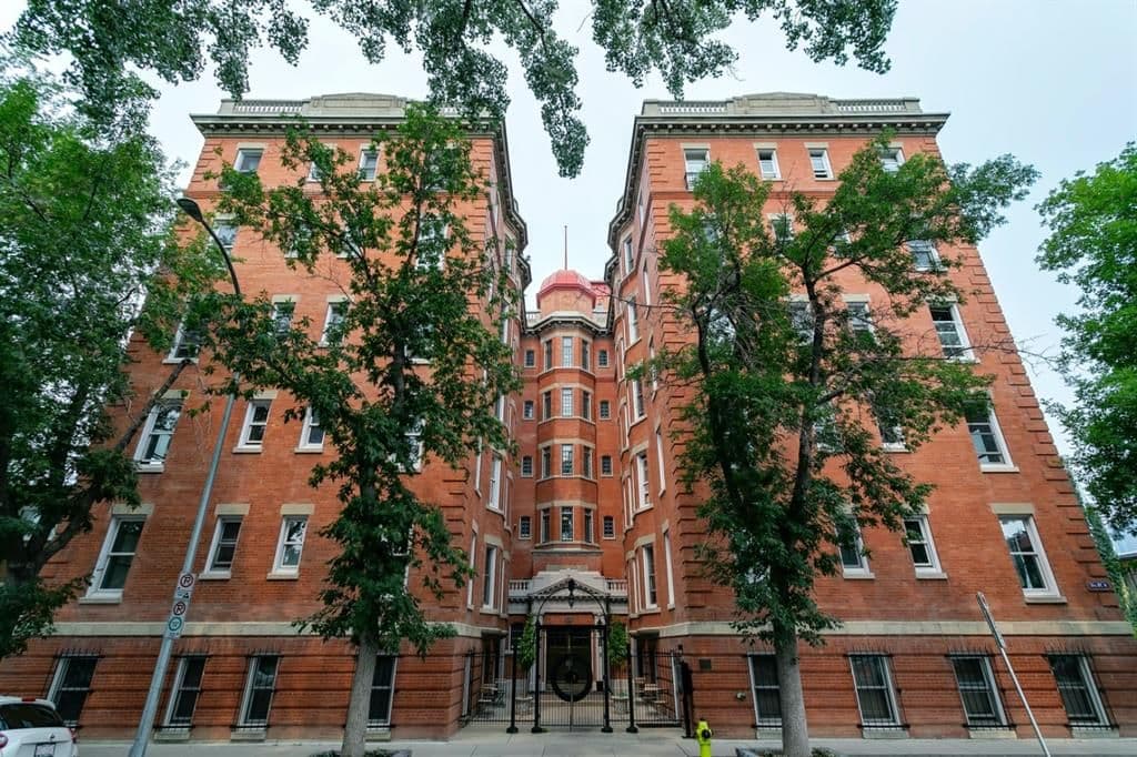 Sold property in Lower Mount Royal