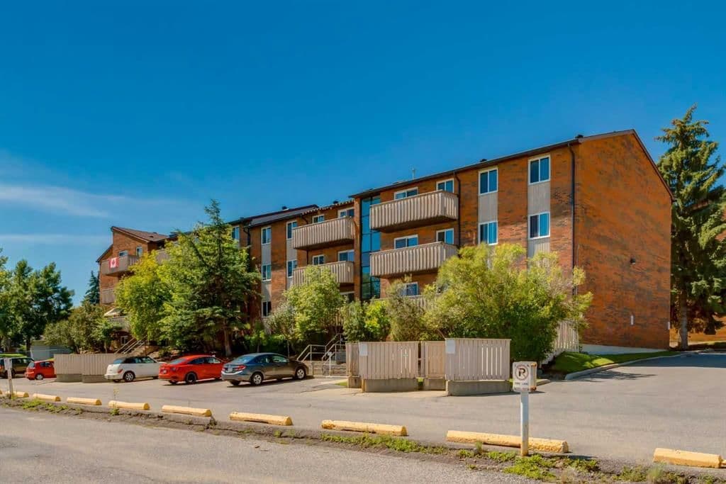 Sold property in Canyon Meadows