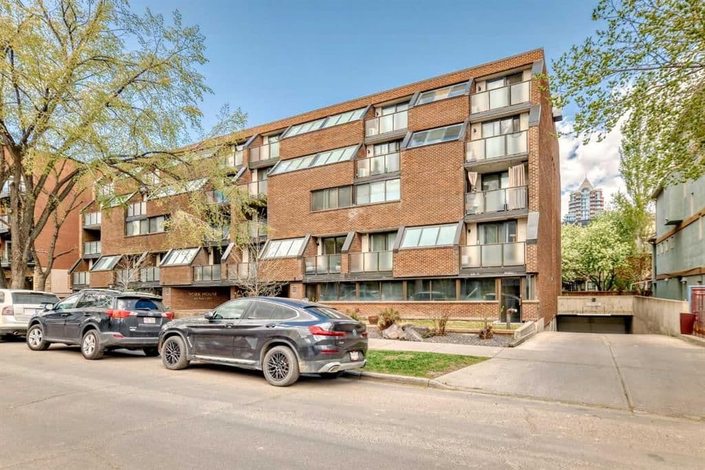 Sold property in Lower Mount Royal