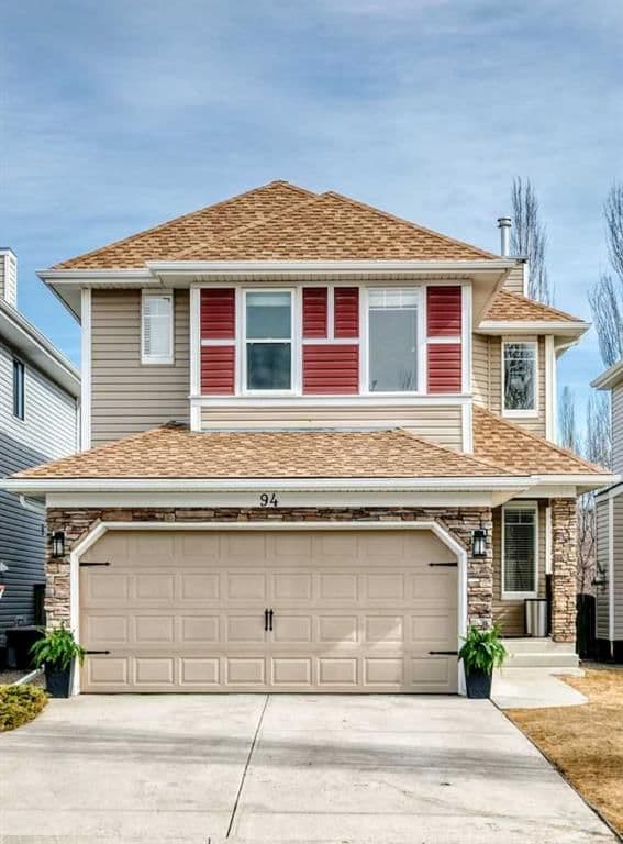 Sold property in Cougar Ridge