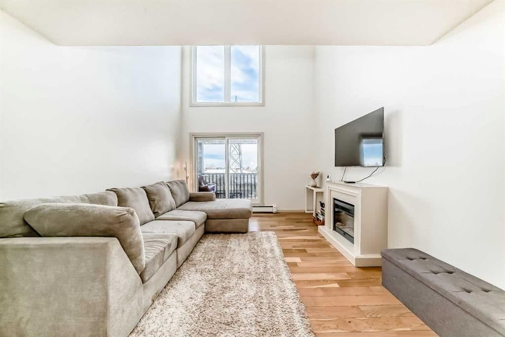 Sold property in Coach Hill