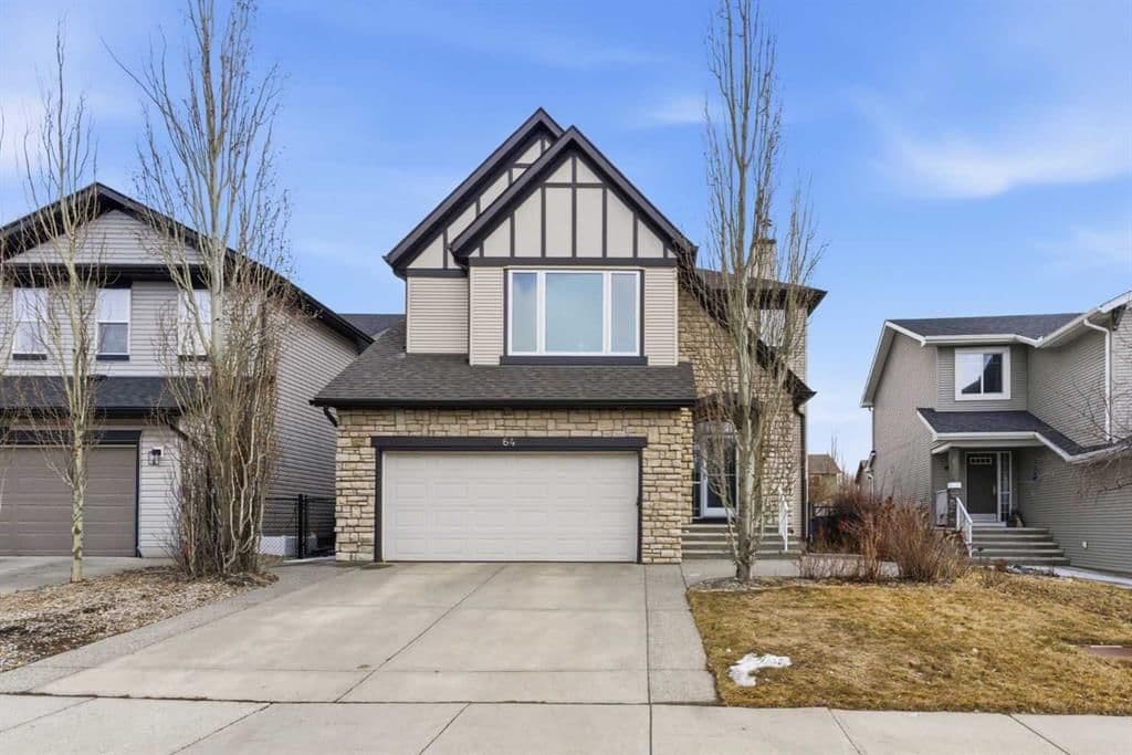 Sold property in Drake Landing