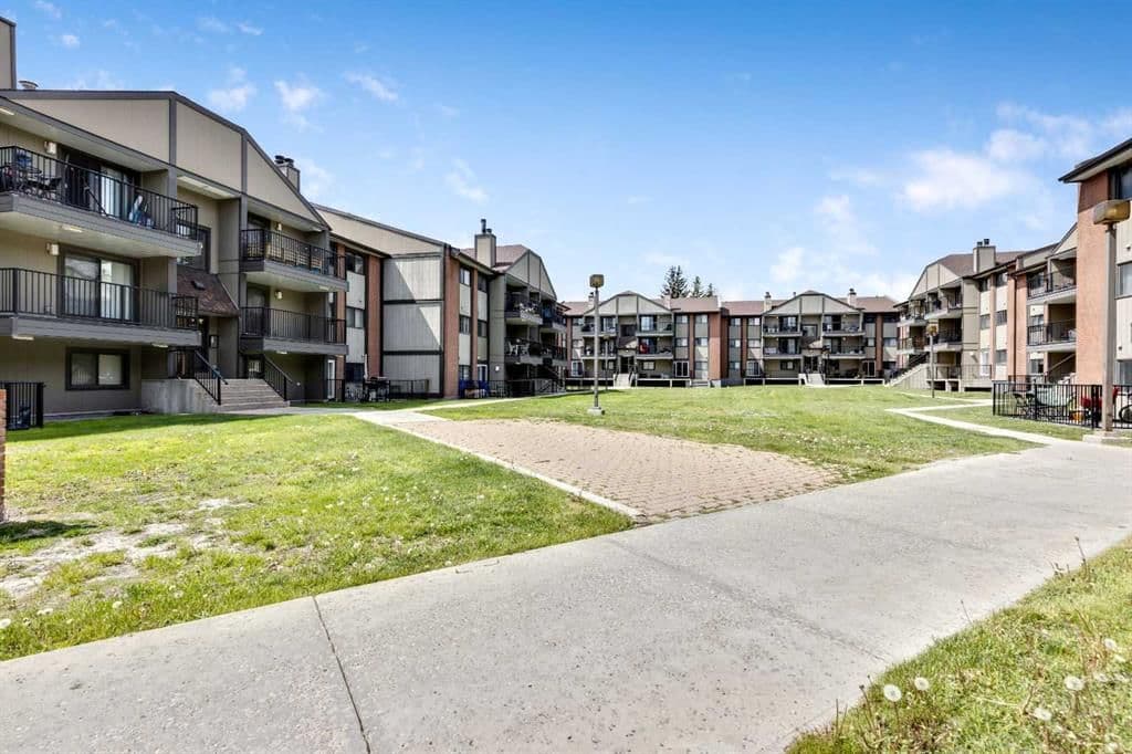 Sold property in Canyon Meadows