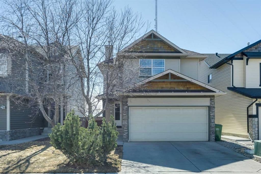 Sold property in Cougar Ridge