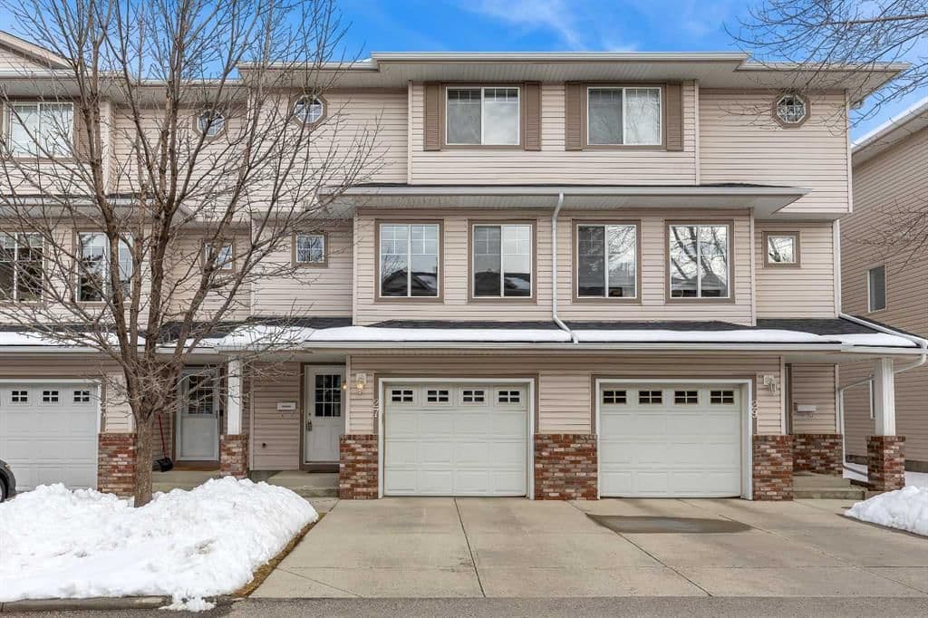 Sold property in Country Hills