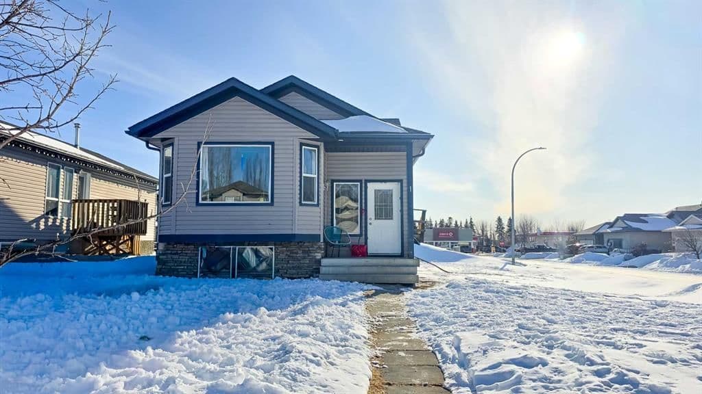 Sold property in Pinnacle Ridge