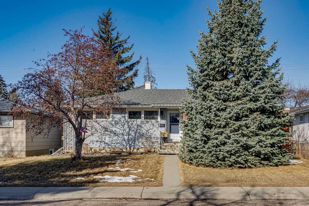 Sold property in Acadia