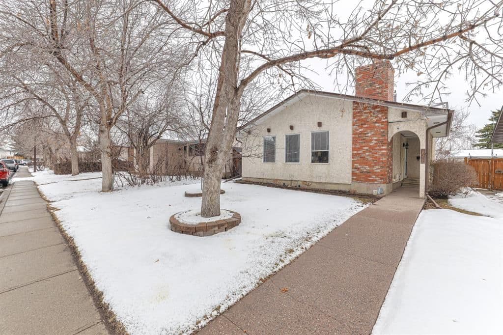 Sold property in Whitehorn