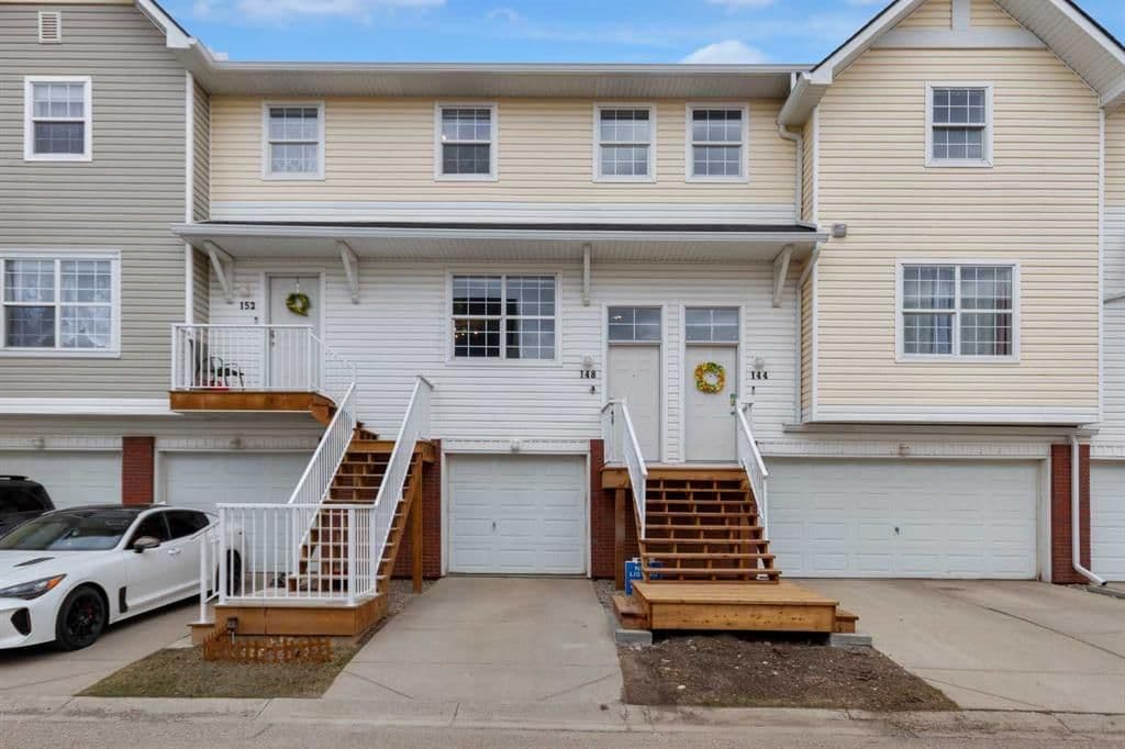 Sold property in McKenzie Towne
