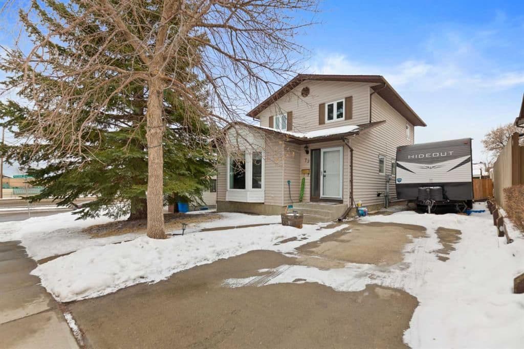 Sold property in MacEwan Glen