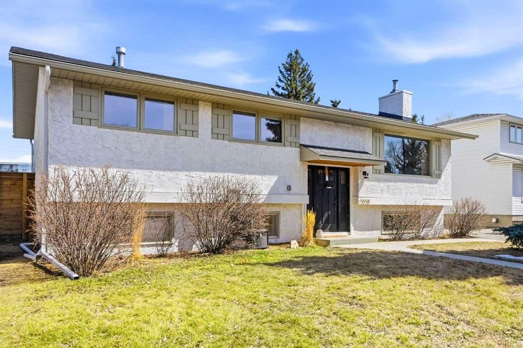Sold property in Canyon Meadows