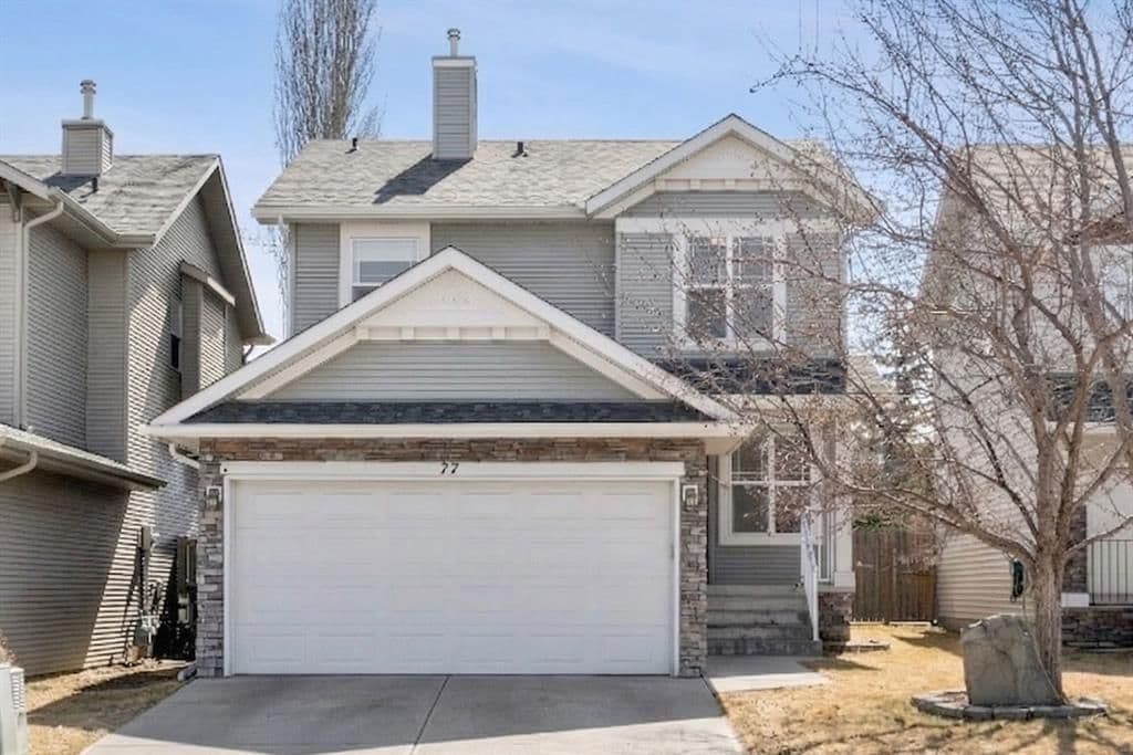 Sold property in Cougar Ridge