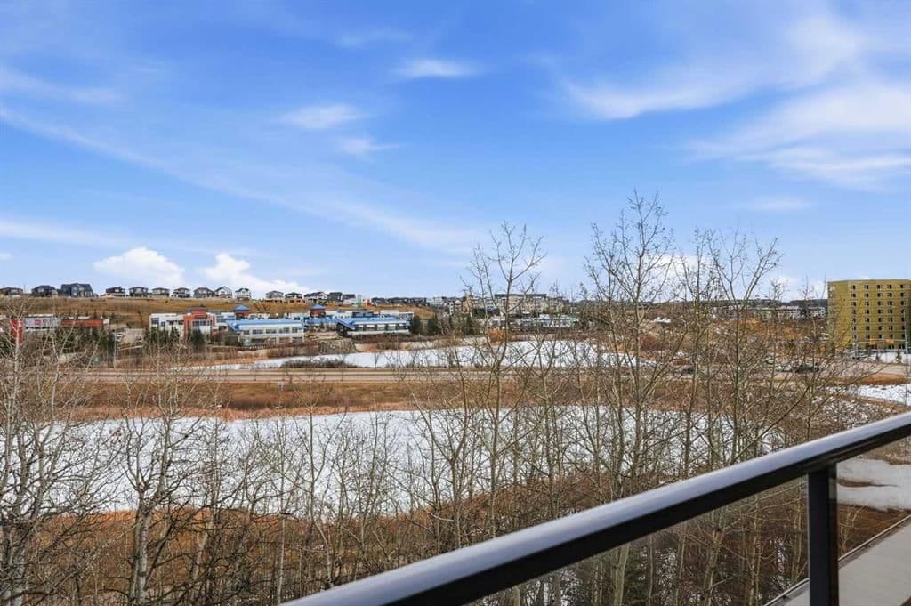 Sold property in Aspen Woods