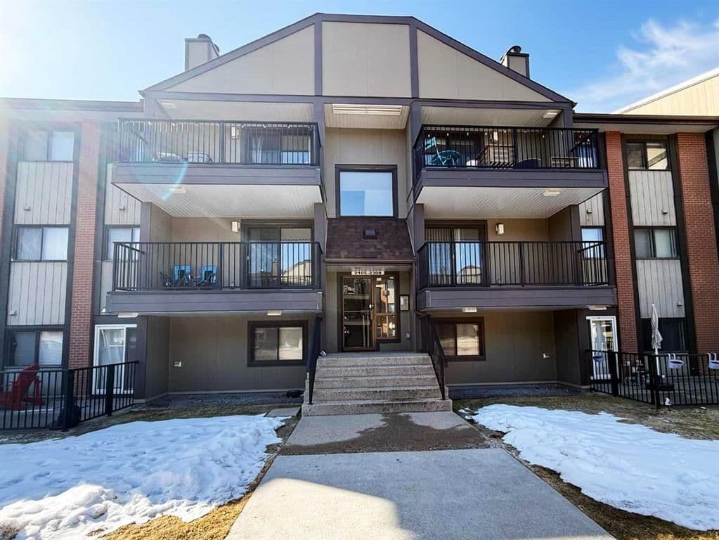 Sold property in Canyon Meadows
