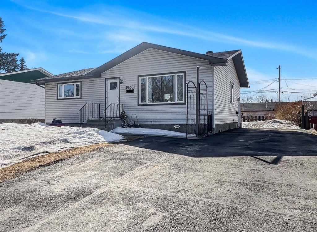 Sold property in Mountview