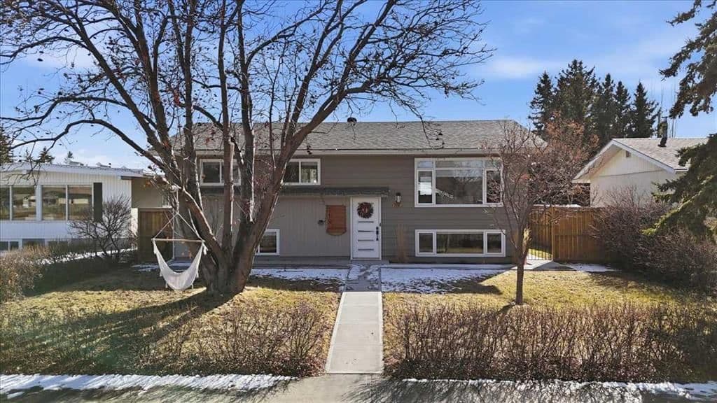 Sold property in Acadia