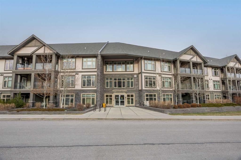 Sold property in Aspen Woods