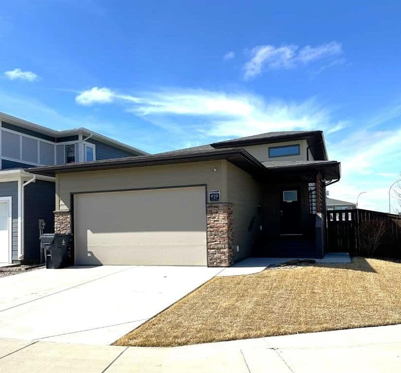 Sold property in The Crossings